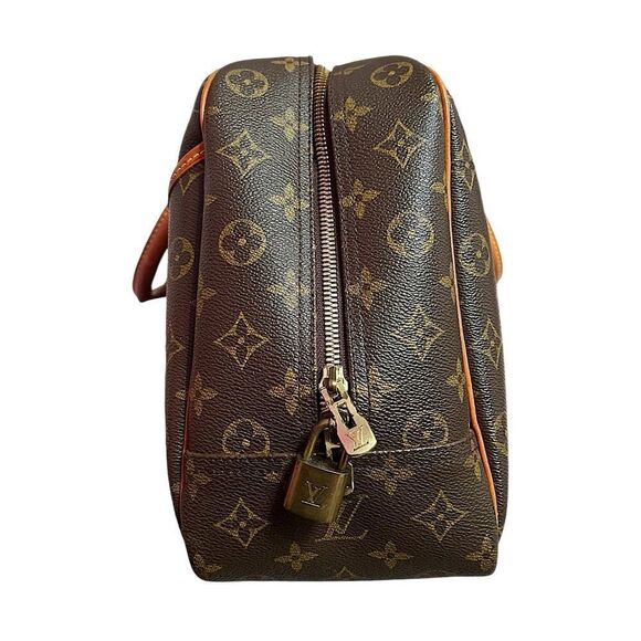 Louis Vuitton Monogram Trouville With Lock - Picture 3 of 14